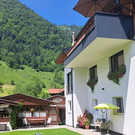 Haus Dankl By Interhome 아파트 Fusch an der Grossglocknerstrasse